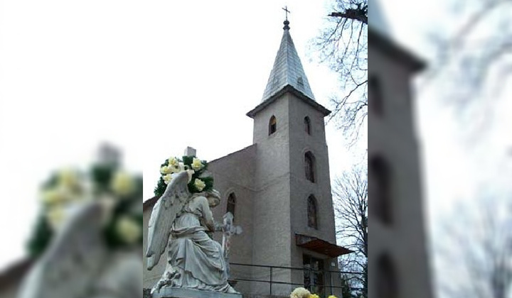 Fotka - Kostol nanebovzatia Panny Márie